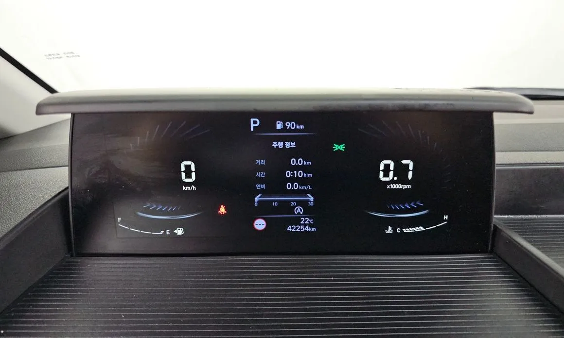 Hyundai Staria — фото 4