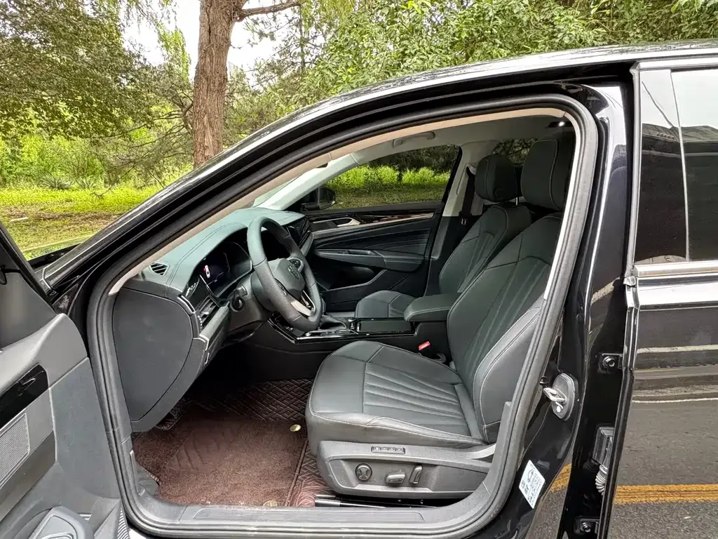 Volkswagen Passat — фото 6