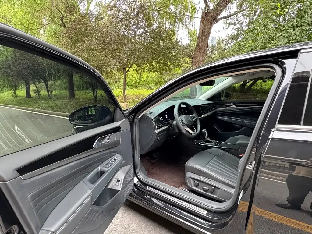 Volkswagen Passat — фото 8