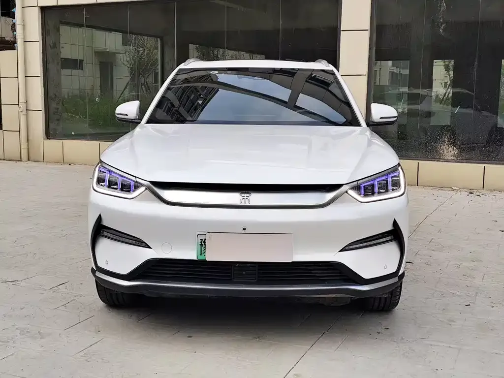 BYD PLUS New Energy — фото 3