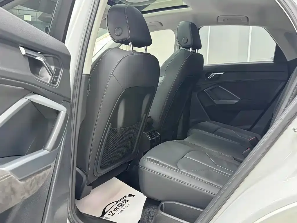 Audi Q3 Sportback 2022 из CN, фото 10