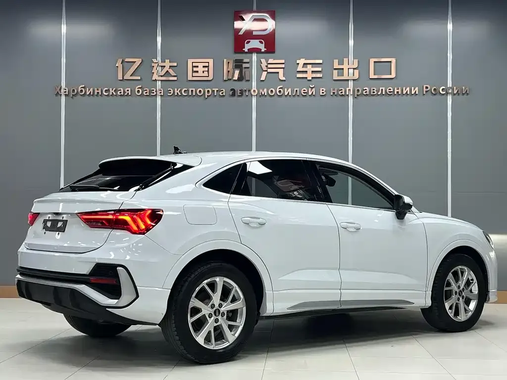 Audi Q3 Sportback 2022 из CN, фото 3