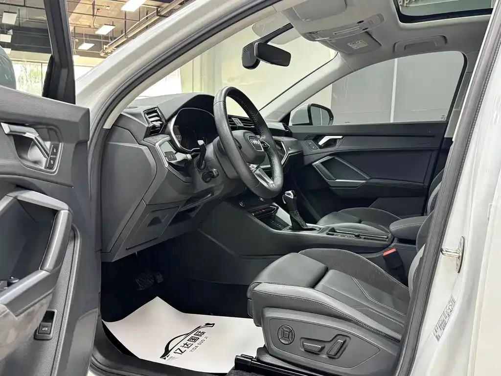 Audi Q3 Sportback 2022 из CN, фото 5