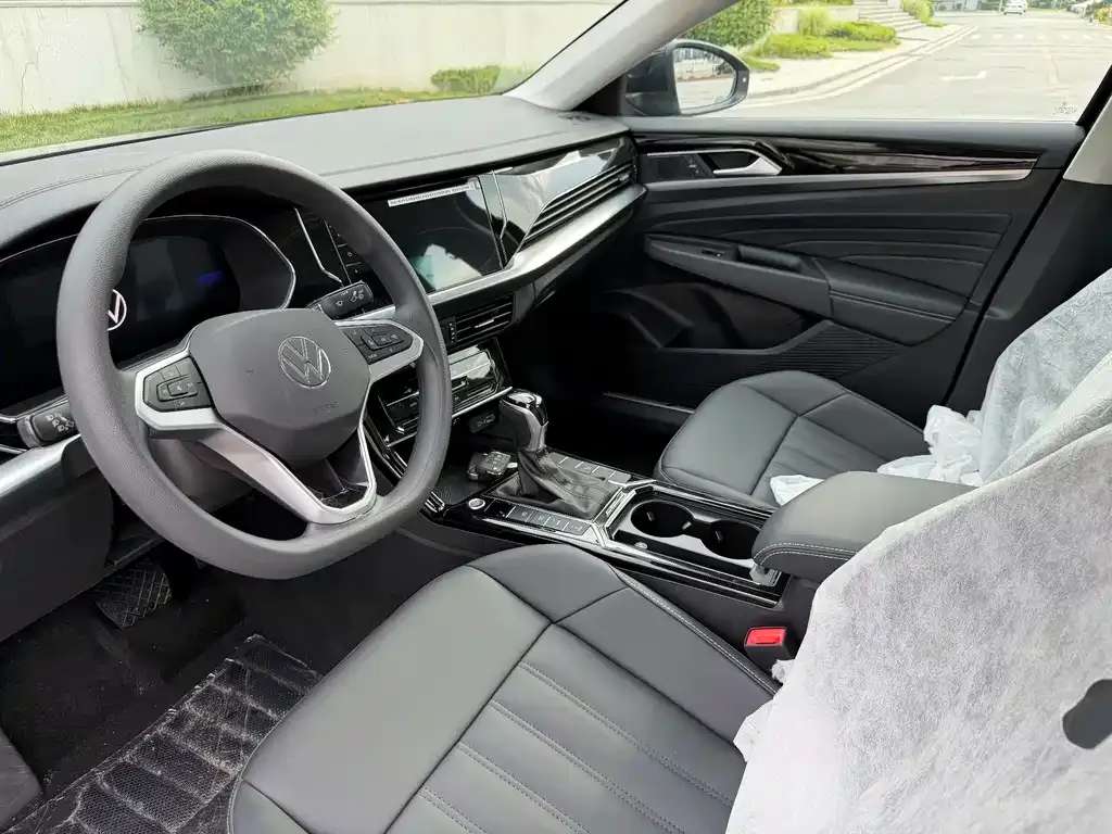 Volkswagen 帕萨特插电混动 — фото 6