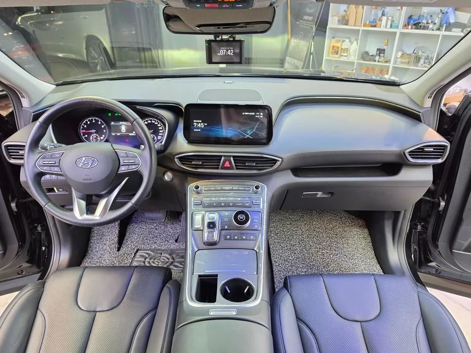 Hyundai Santafe — фото 6