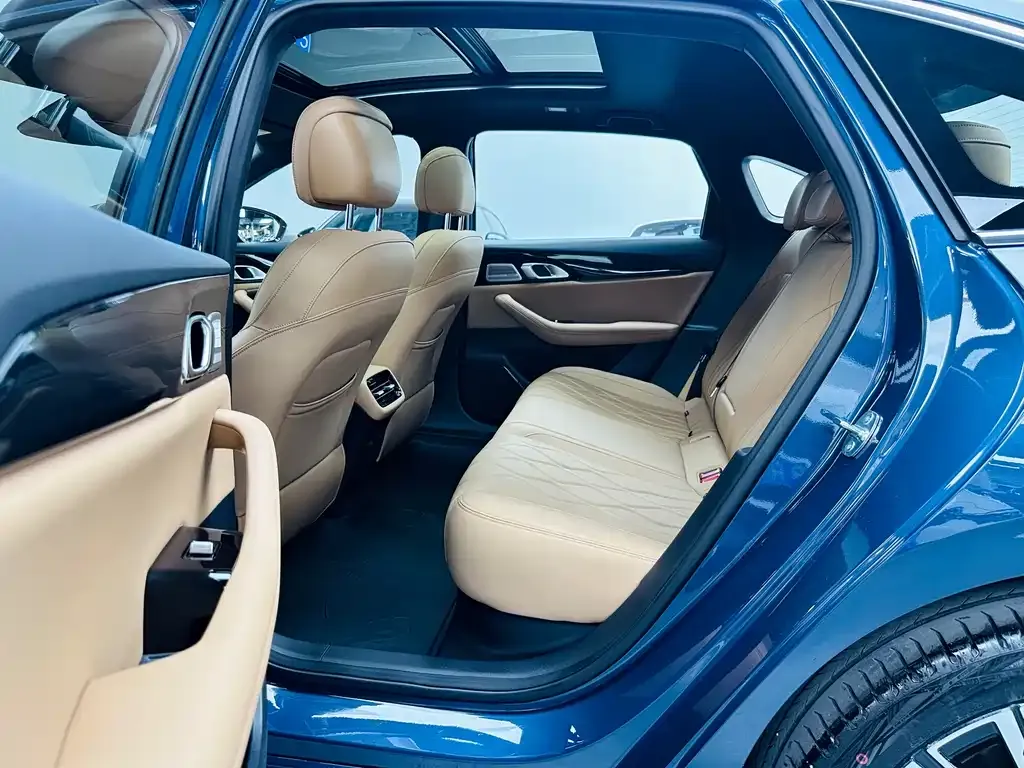 Geely 银河A7 EM — фото 3