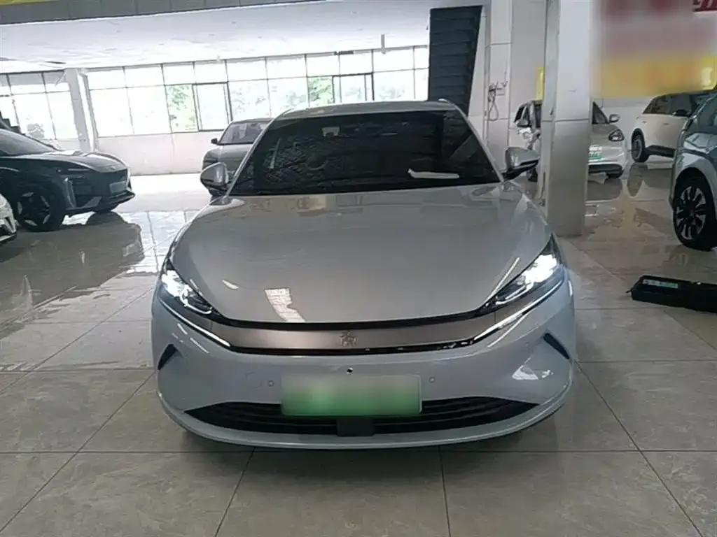BYD Qin L — фото 5