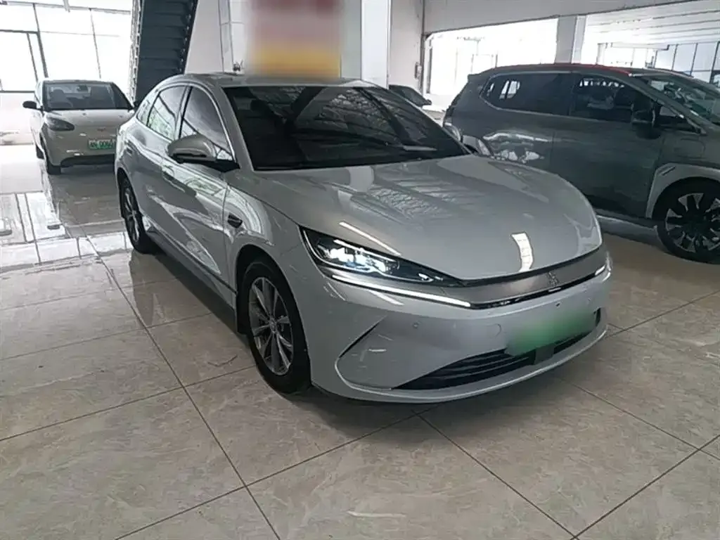 BYD Qin L — фото 7