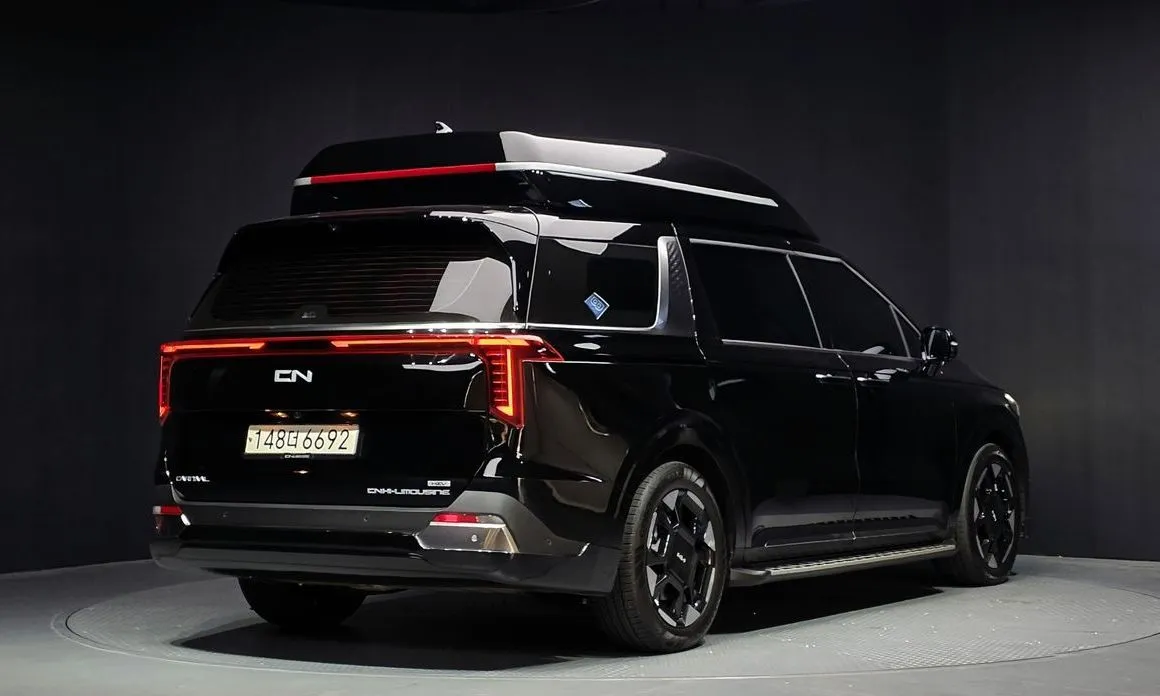 Kia Carnival 2024 из KR, фото 2