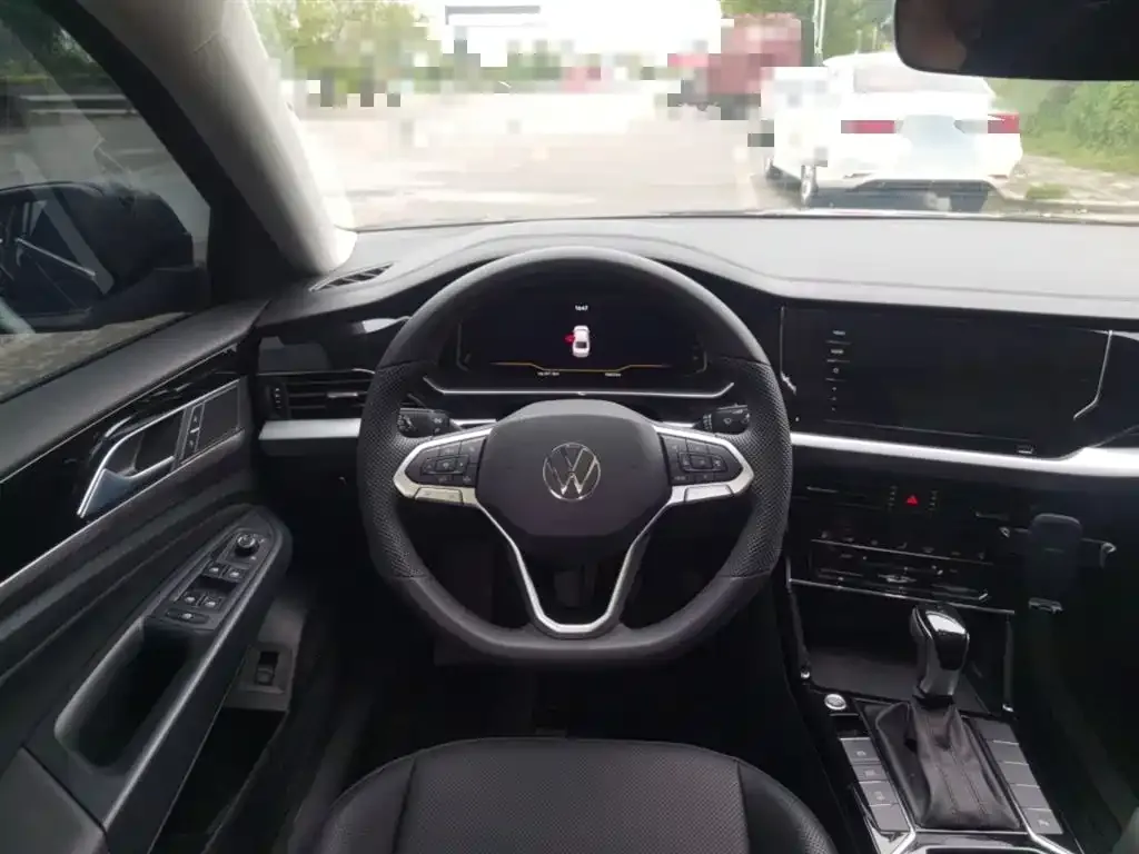 Volkswagen Passat — фото 5