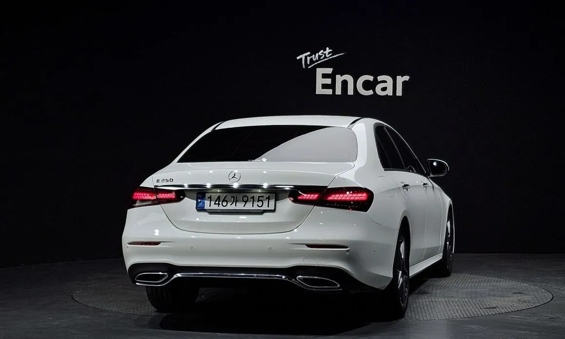 Mercedes-Benz E-Class 2023 из KR, фото 6