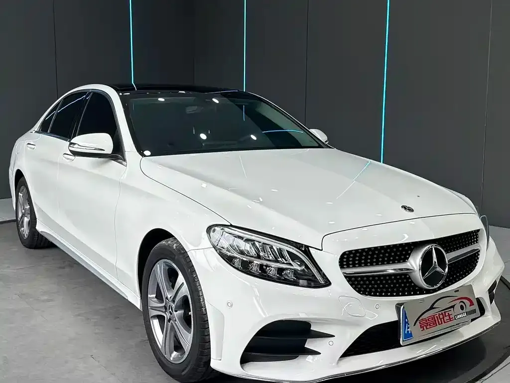 Mercedes-Benz C-Class — фото 4
