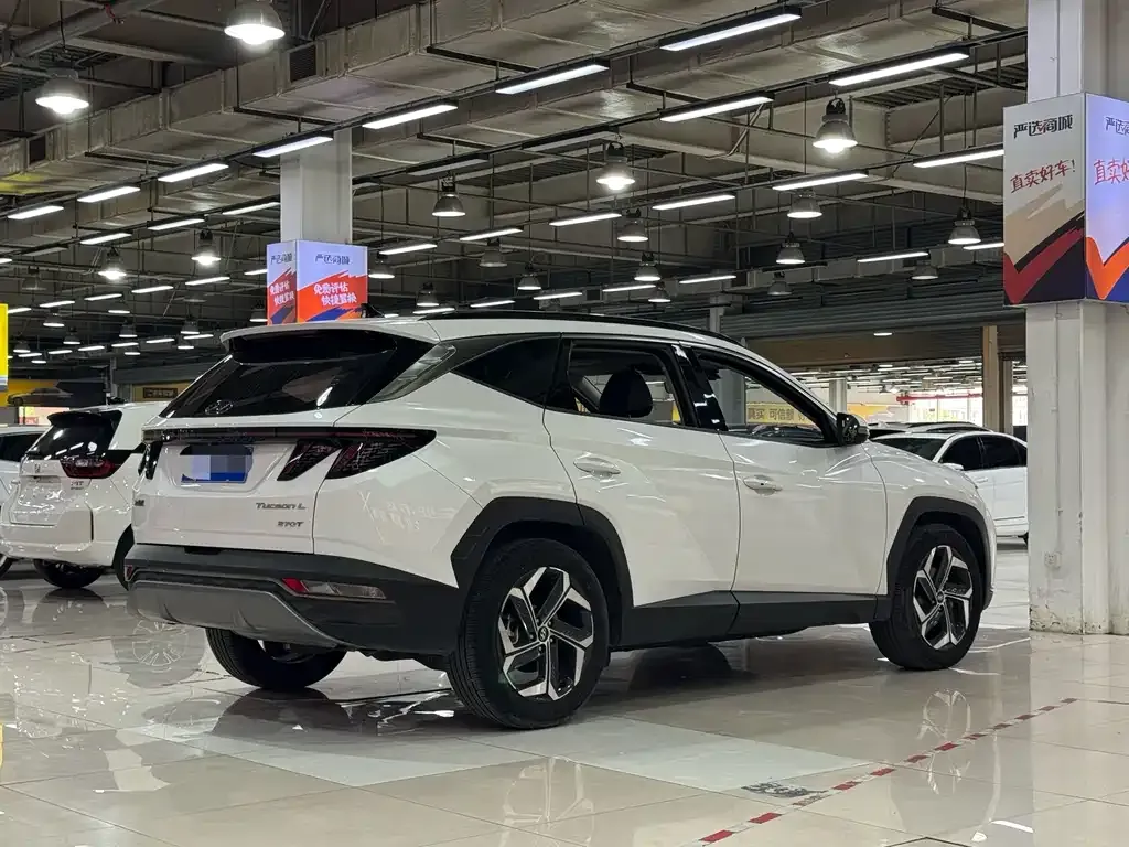 Hyundai Tucson — фото 6