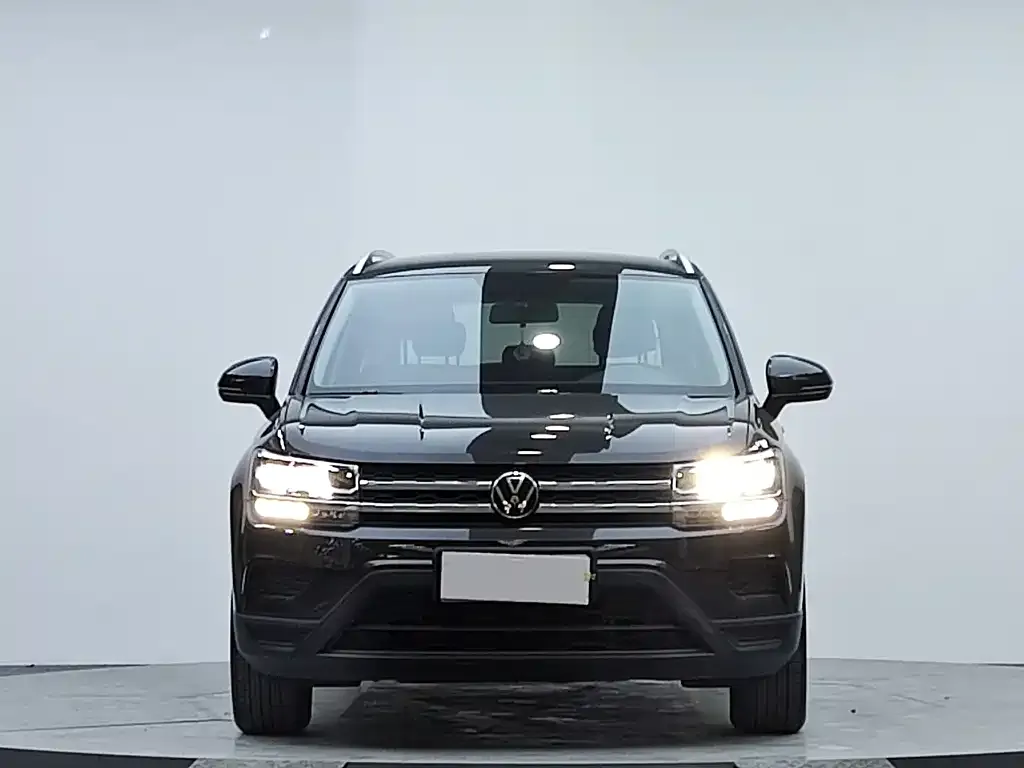 Volkswagen Tharu — фото 2
