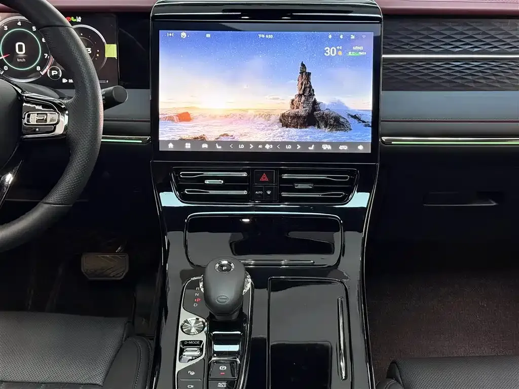 GAC Motor Trumpchi M8 — фото 2