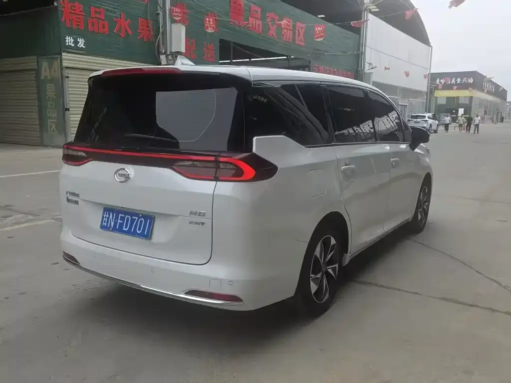 GAC Motor Trumpchi M6 — фото 10
