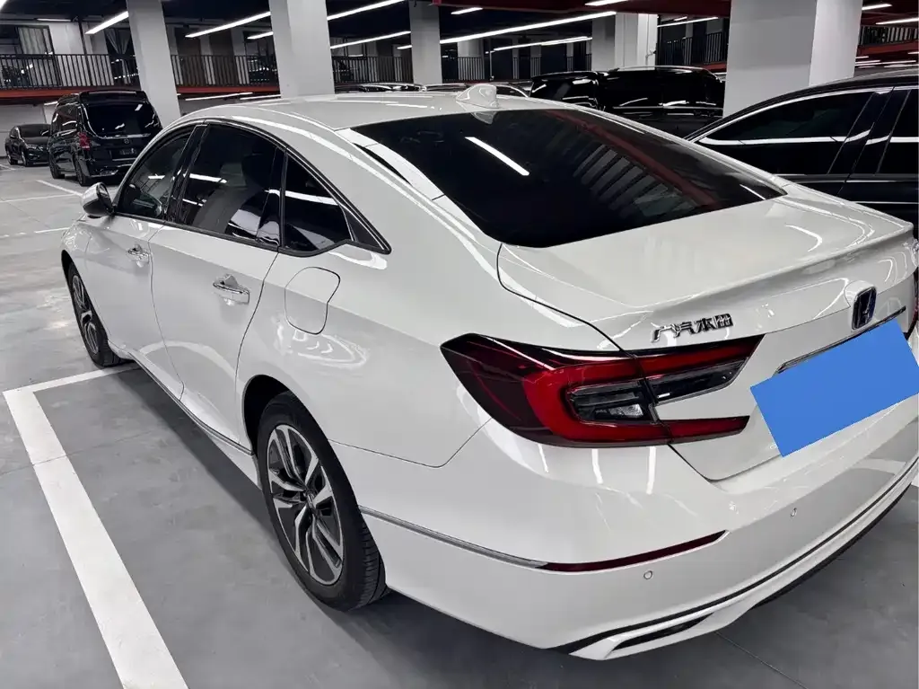 Honda Accord — фото 2