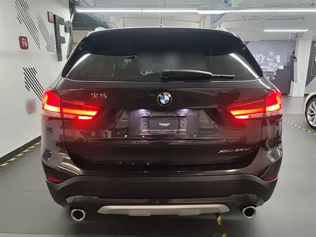 BMW X1 — фото 3