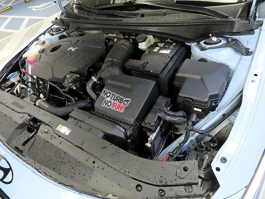 Hyundai AVANTE 2023 из KR, фото 6