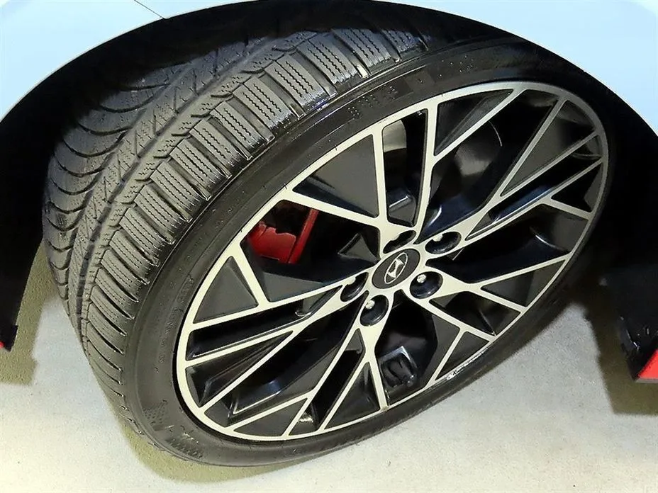 Hyundai AVANTE 2023 из KR, фото 7
