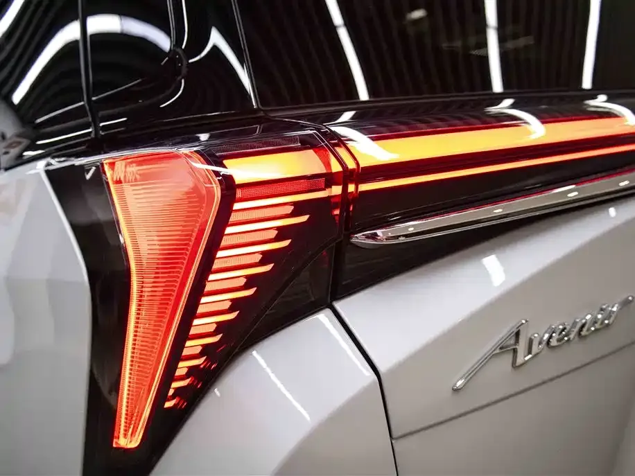 Buick GL8 Hybrid — фото 6