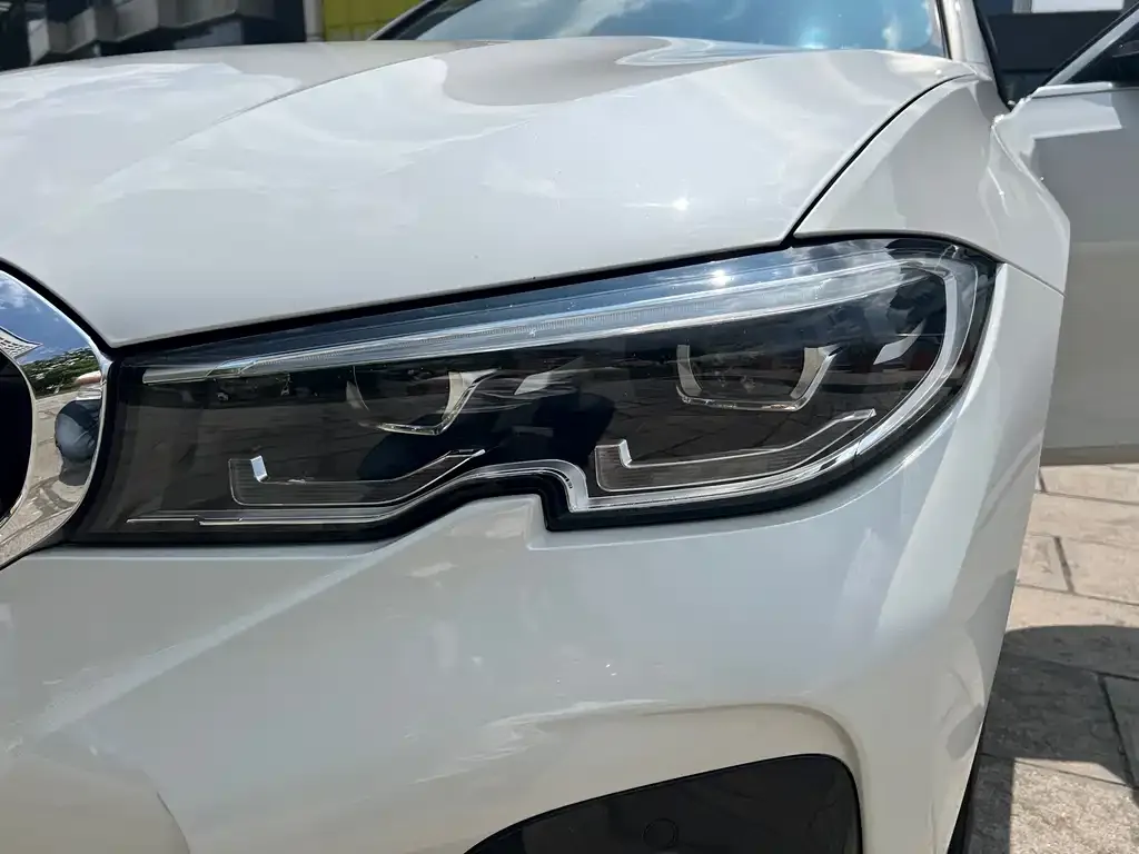 BMW 3 Series 2021 из CN, фото 3