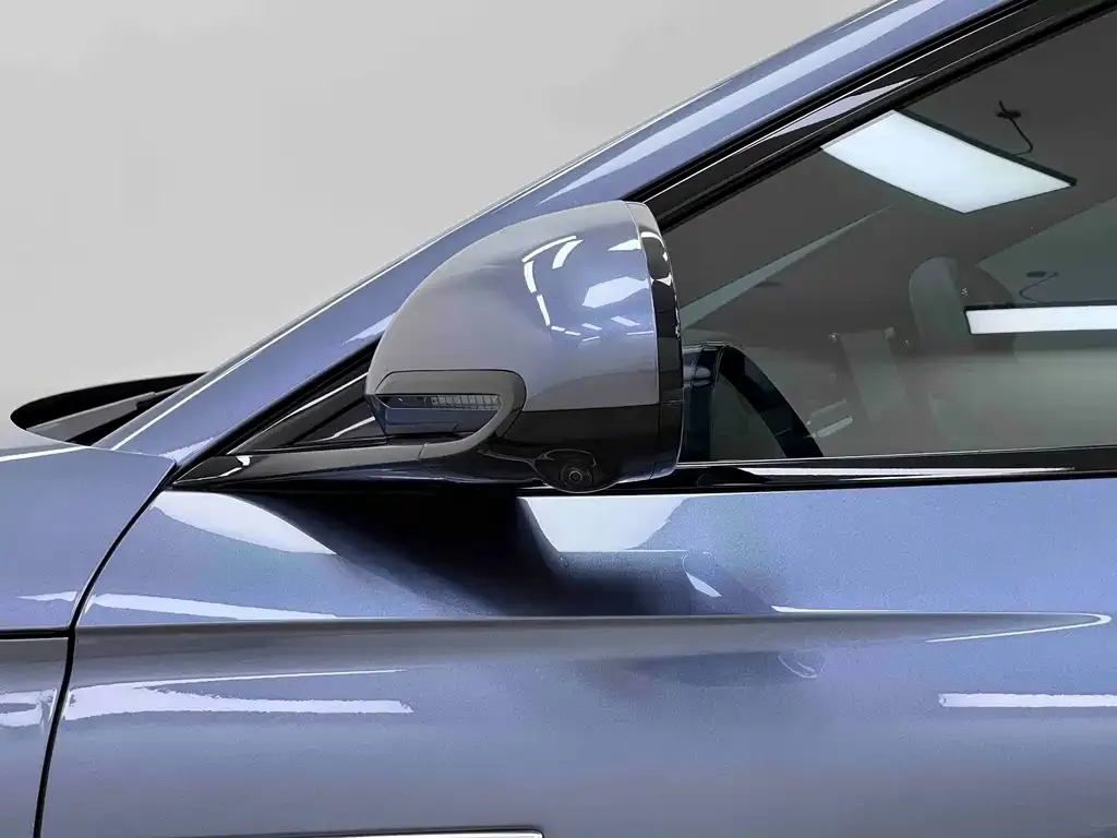 BYD Seal — фото 3
