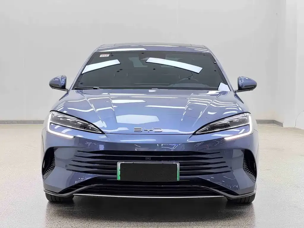 BYD Seal — фото 4