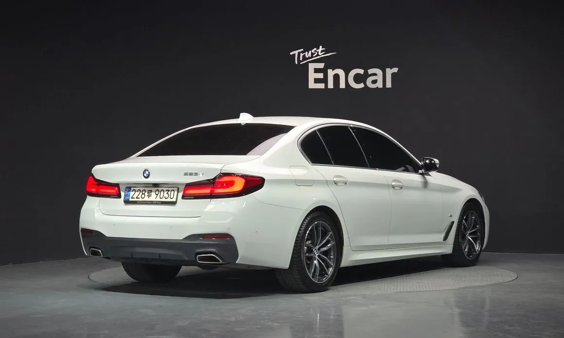 BMW 5-Series 2021 из KR, фото 4
