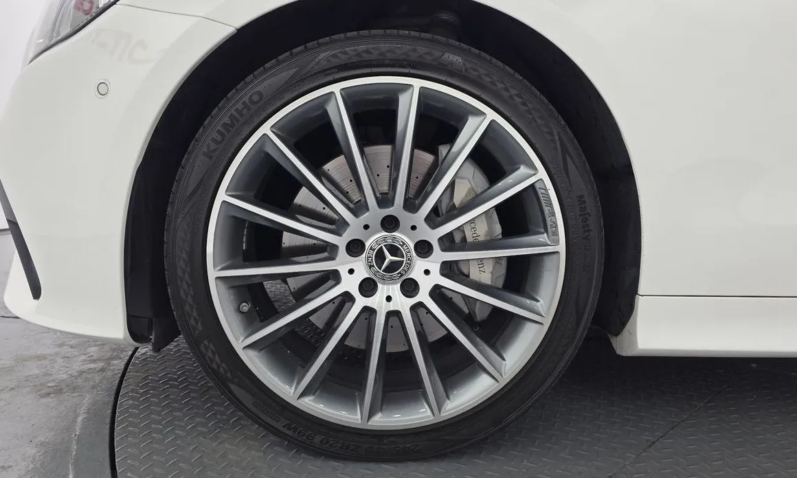 Mercedes-Benz E-Class 2021 из KR, фото 8