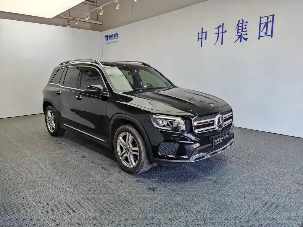 Mercedes-Benz GLB — фото 8