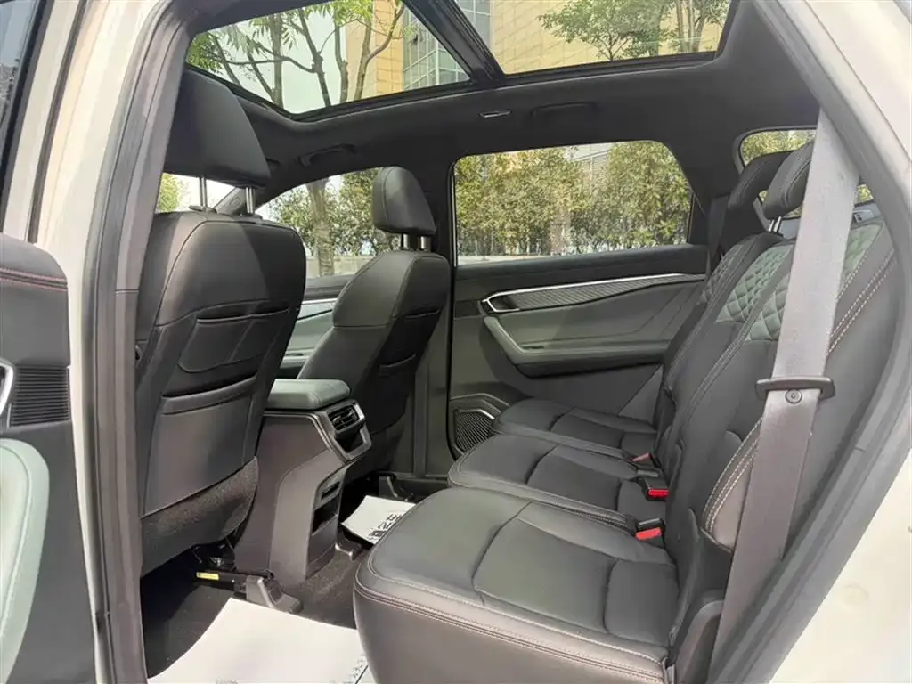 Geely Haoyue L 2023 из CN, фото 3