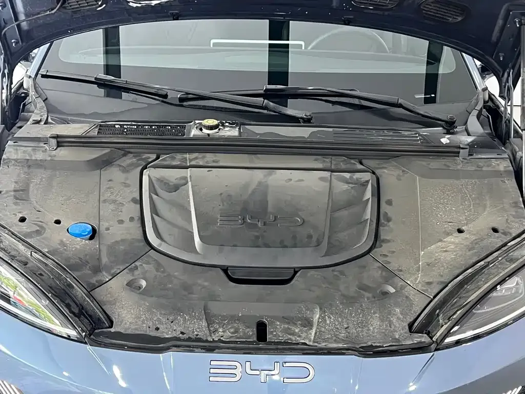 BYD Seal — фото 7