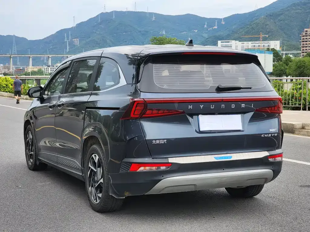 Hyundai Custo 2023 из CN, фото 6