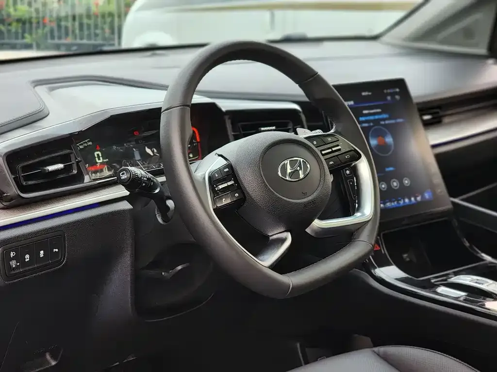 Hyundai Custo 2023 из CN, фото 2
