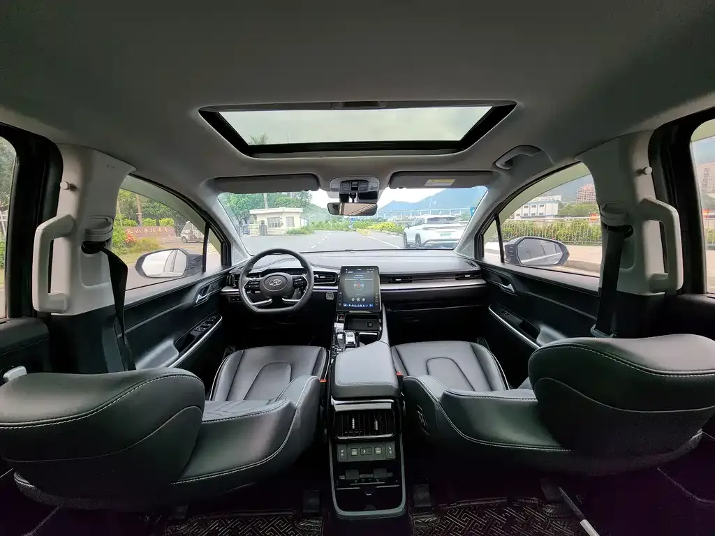 Hyundai Custo 2023 из CN, фото 3