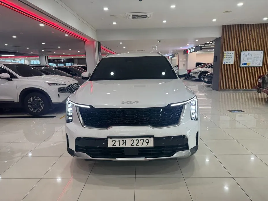 Kia Sorento — фото 9
