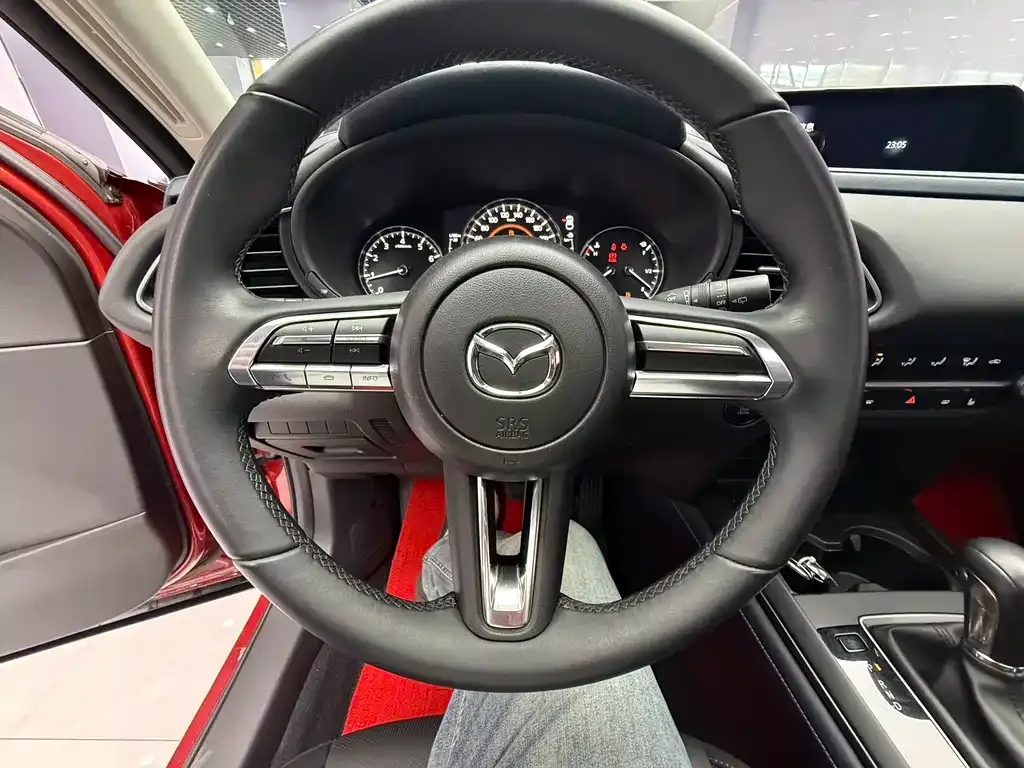 Mazda CX-30 — фото 7