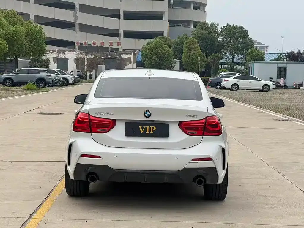 BMW 1 Series 2023 из CN, фото 7