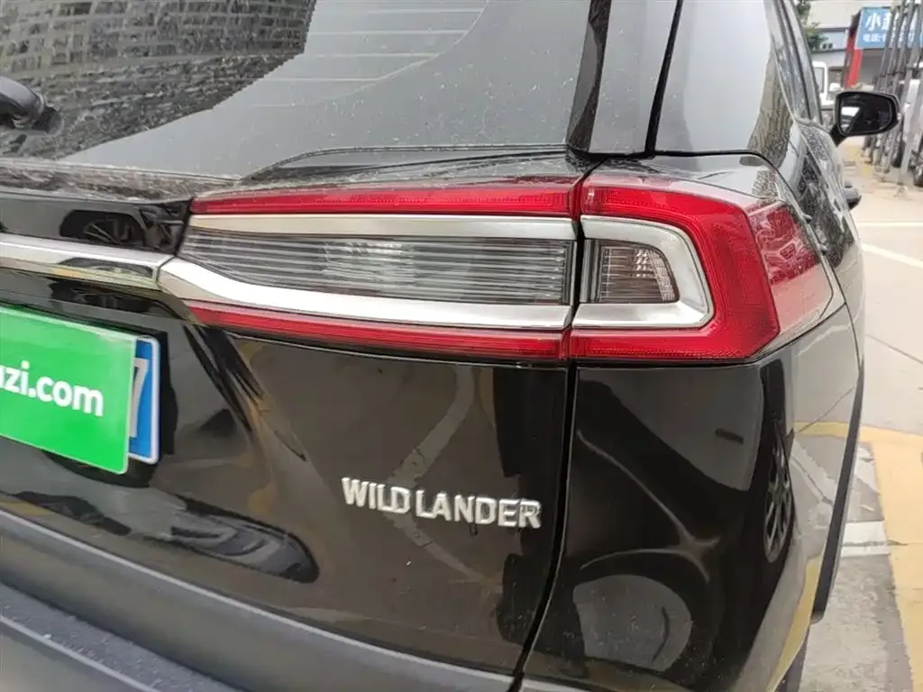 Toyota Wildlander — фото 8