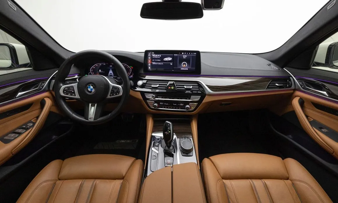 BMW 5-Series — фото 10