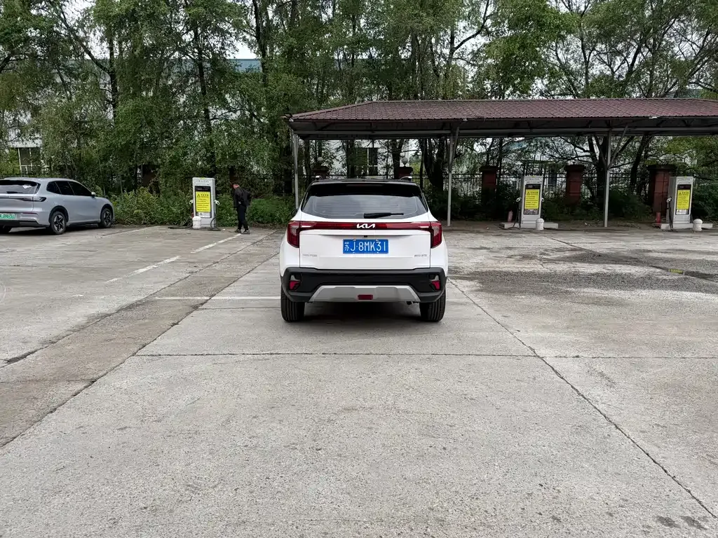 Kia Seltos 2023 из CN, фото 9