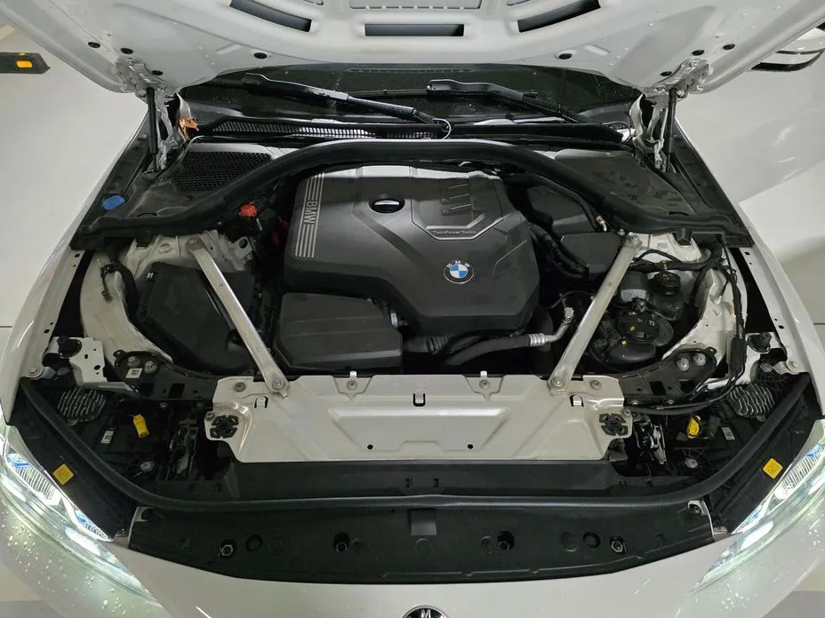 BMW 4-Series 2024 из KR, фото 3