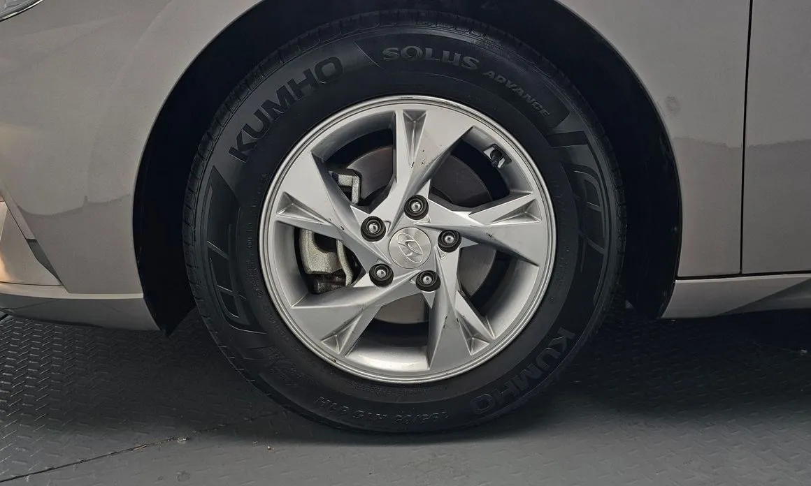 Hyundai AVANTE — фото 9