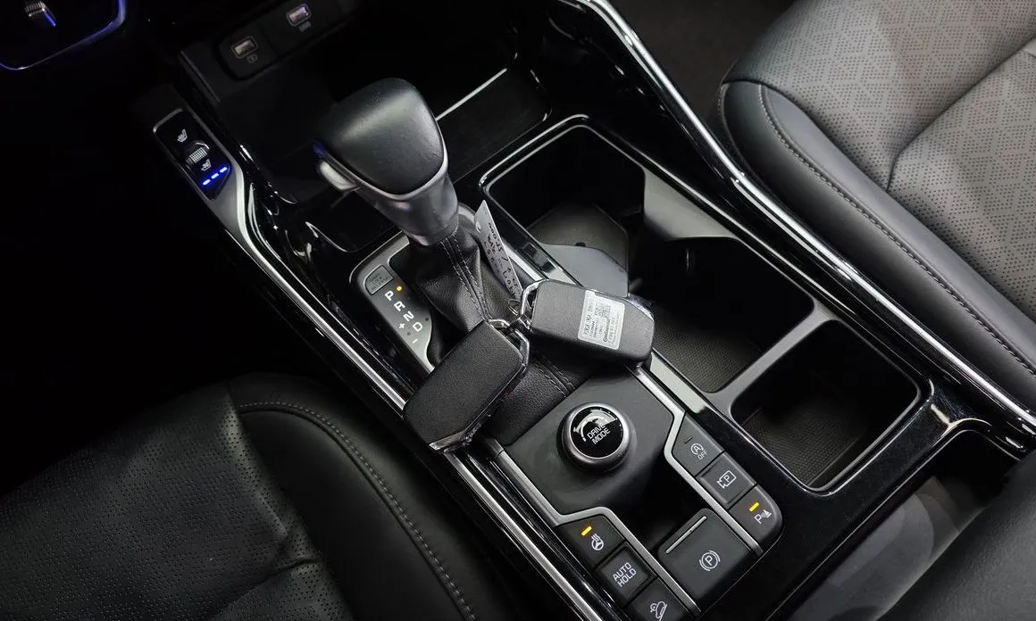 Kia Sorento — фото 10
