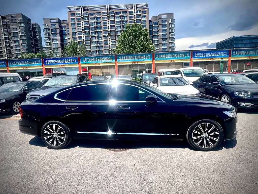 Volvo S90 2021 из CN, фото 10