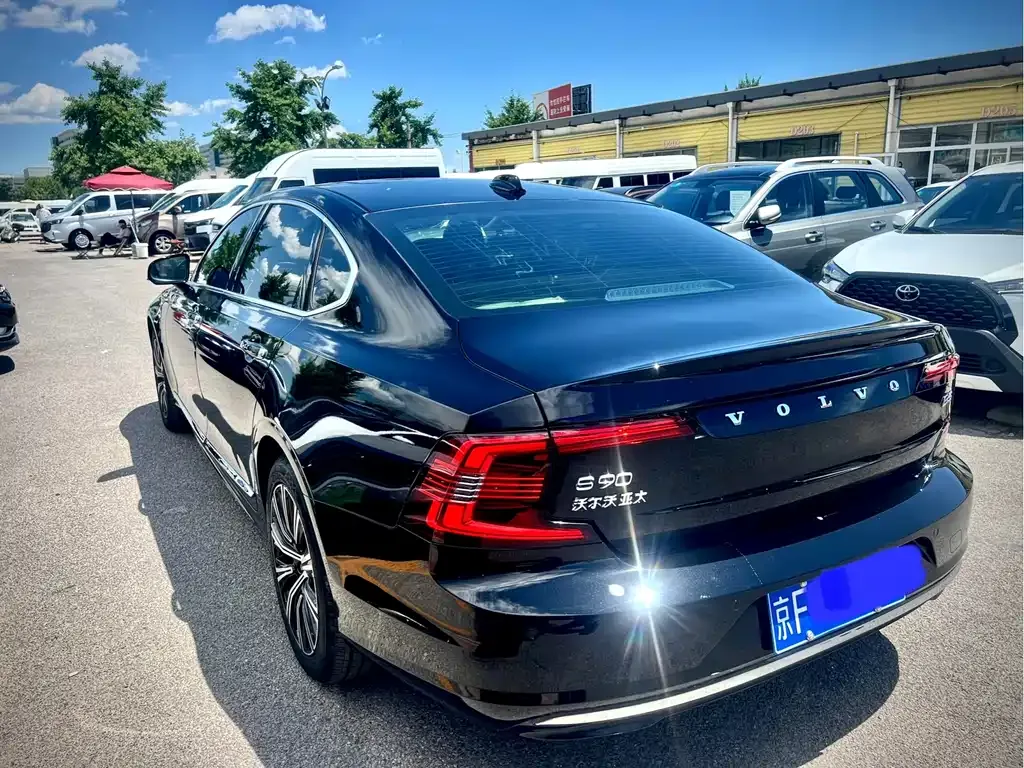Volvo S90 2021 из CN, фото 6