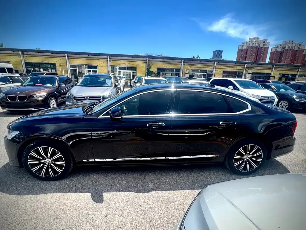 Volvo S90 2021 из CN, фото 2
