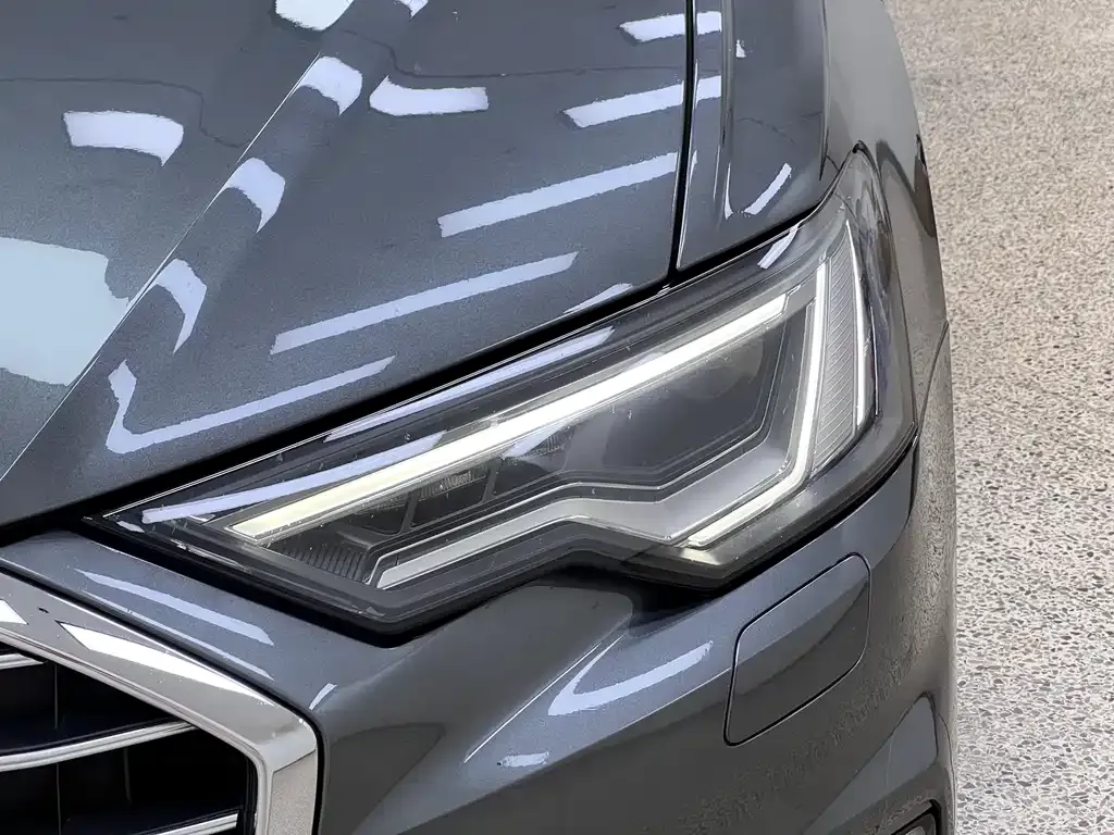 Audi A6L New Energy 2021 из CN, фото 9