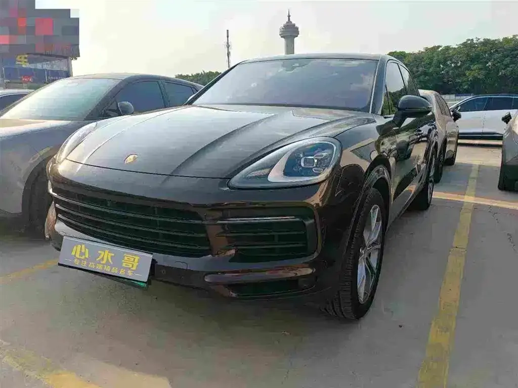 Porsche Cayenne Hybrid — фото 1